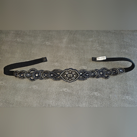 Nordstrom GLINT Beaded Belt with Black and Silver Accents - Picture 2 of 4